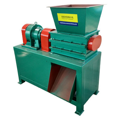 calidad  Popular Hot Sell China Metal Plastic Shredder Machine Plastic With Cardboard Shredder fábrica